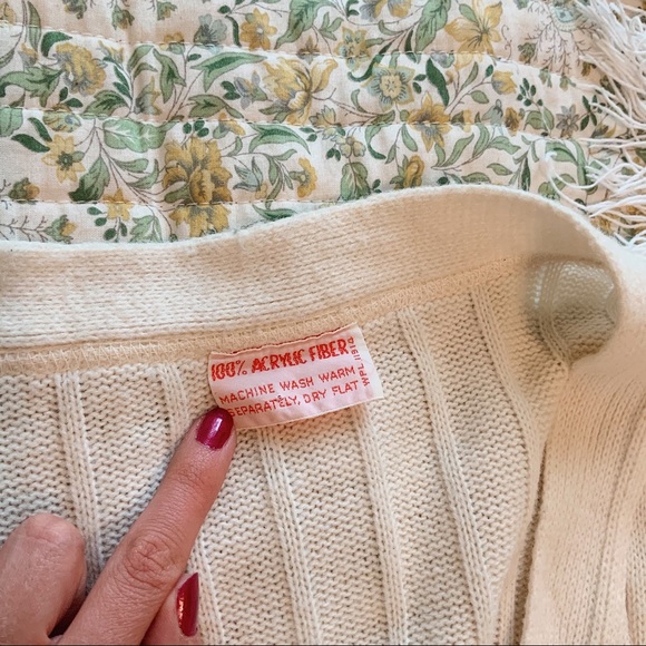 Vintage cream sweater cardigan - Picture 2 of 3